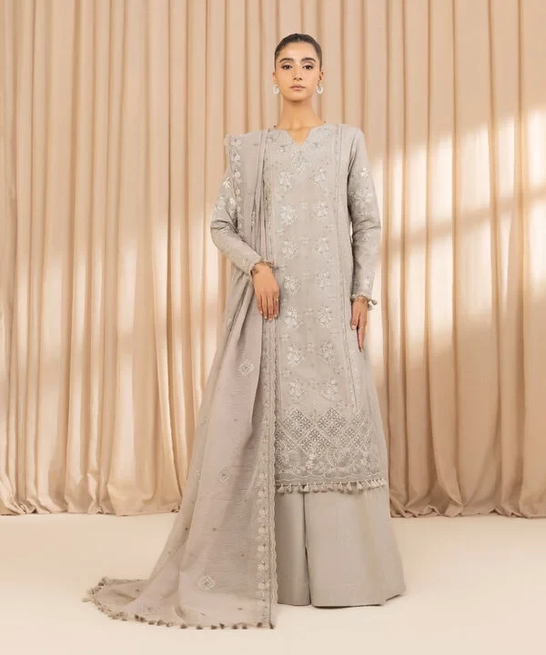 3 Piece - Embroidered Lawn Suit SKU: 0U3PELX25V25