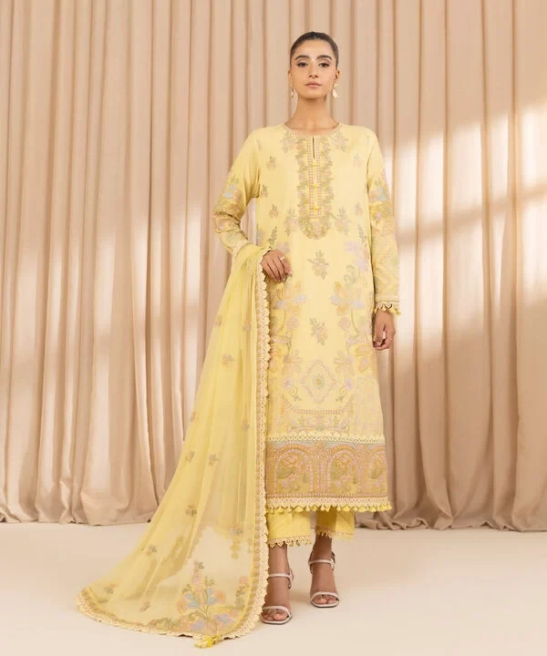 3 Piece - Embroidered Lawn Suit SKU: 0U3PELX25V24