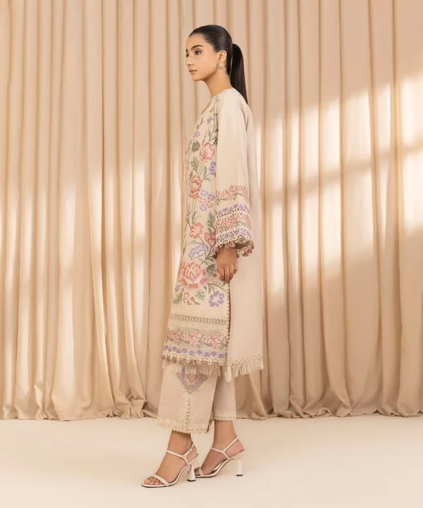 3 Piece - Embroidered Dobby Suit SKU: U3PELX25V218