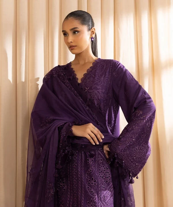 3 Piece - Embroidered Lawn Suit SKU: 0U3PELX25V23