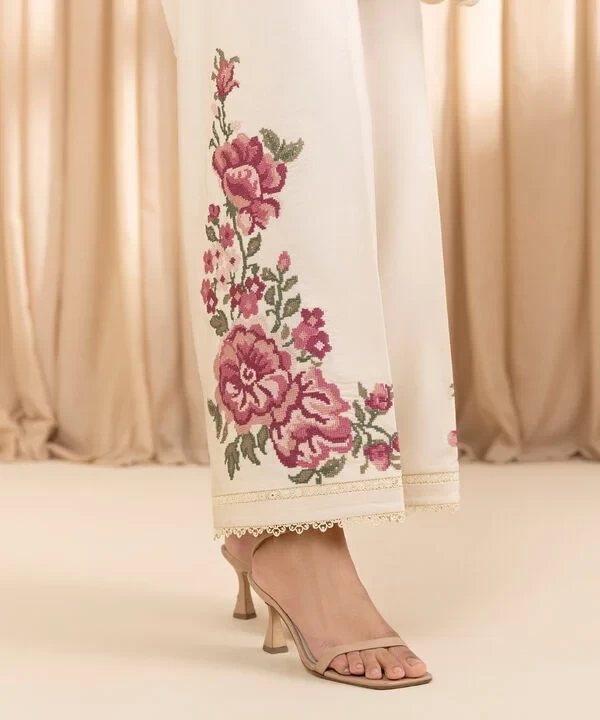 3 Piece - Embroidered Cotton Satin Suit SKU: 0U3PELX25V26