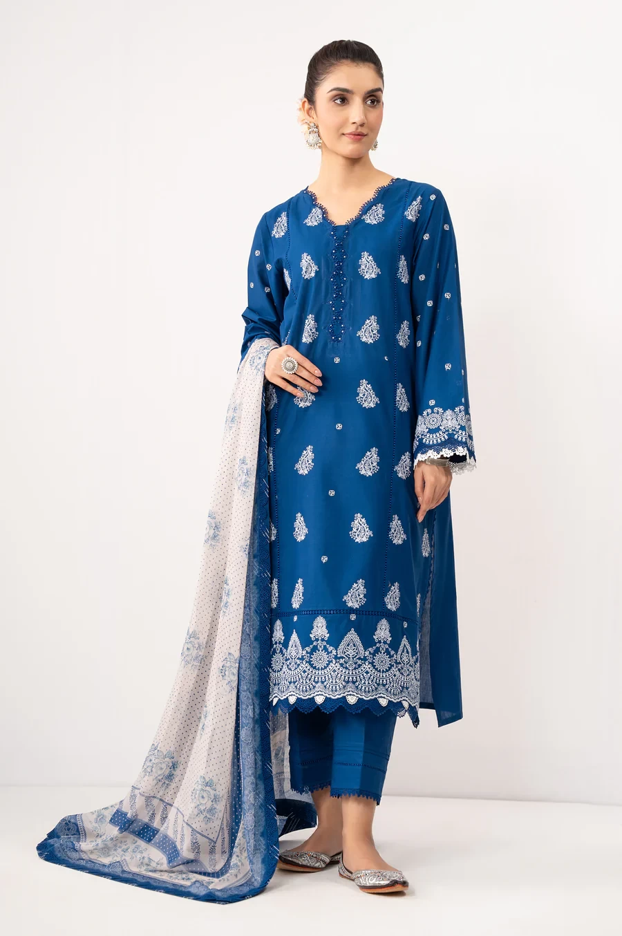 3 Piece Embroidered Lawn Chikankari Suit SKU: WFM35326