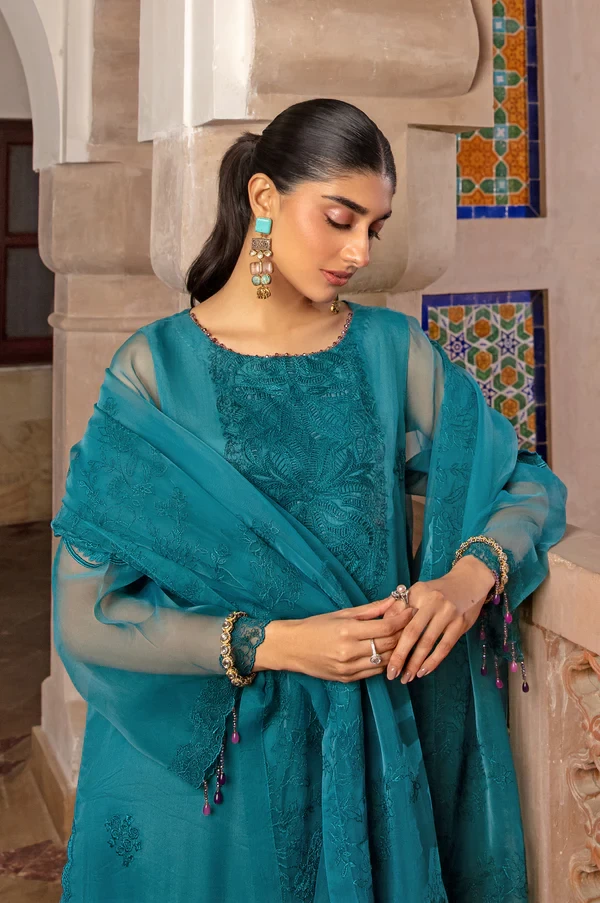 3 Piece Embroidered Organza Suit SKU: WOM34113