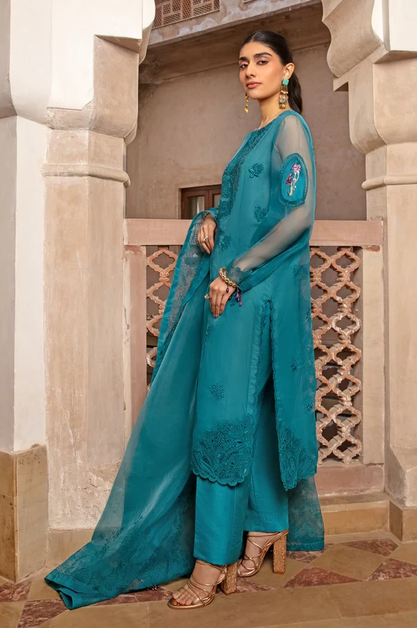 3 Piece Embroidered Organza Suit SKU: WOM34113
