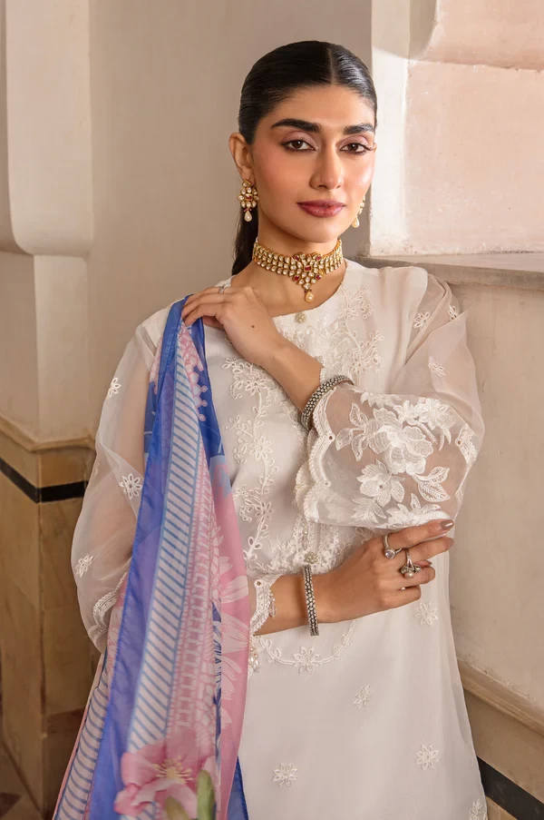 3 Piece Embroidered Organza Suit SKU: WOM34116