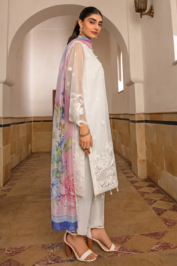 3 Piece Embroidered Organza Suit SKU: WOM34116