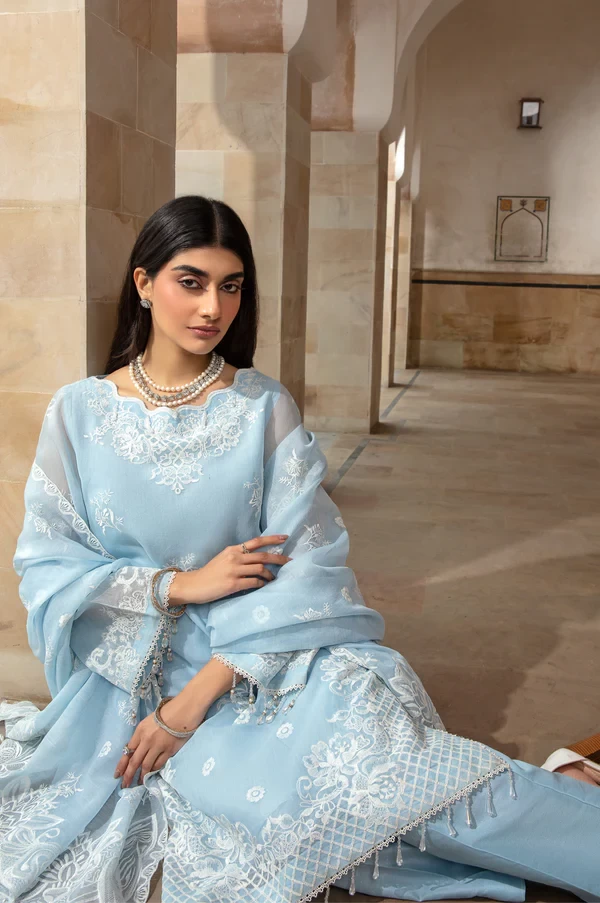 3 Piece Embroidered Manar Suit SKU: WOM34114