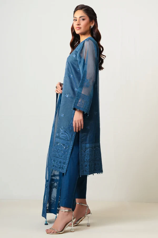 3 Piece Embroidered Rajjo Net Suit SKU: WOM34127