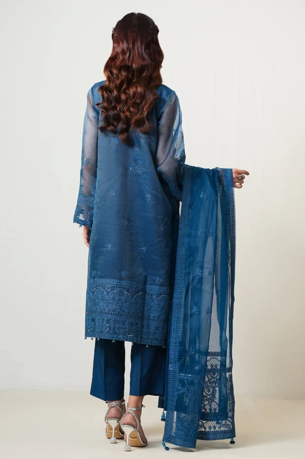 3 Piece Embroidered Rajjo Net Suit SKU: WOM34127