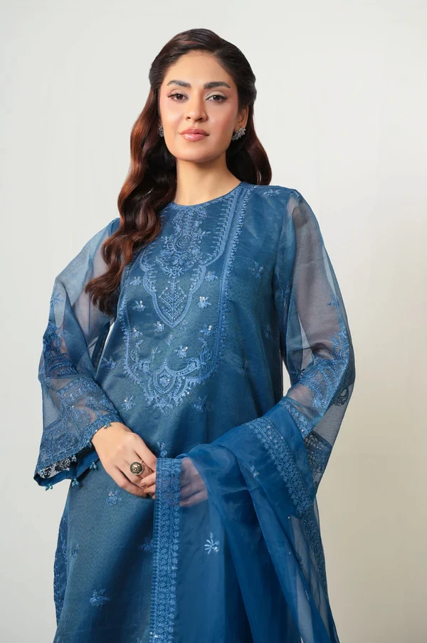 3 Piece Embroidered Rajjo Net Suit SKU: WOM34127