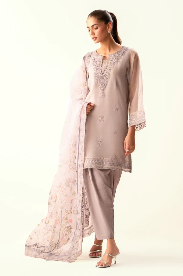 3 Piece Embroidered Organza Suit SKU: WUM34305