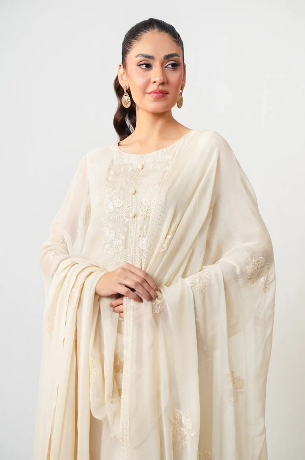 3 Piece Embroidered Chiffon Suit  SKU: WOM34142