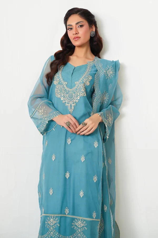 3 Piece Embroidered Organza Suit SKU: WOM34137