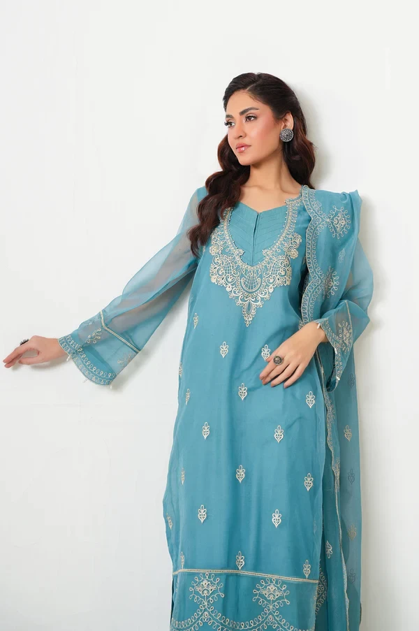 3 Piece Embroidered Organza Suit SKU: WOM34137