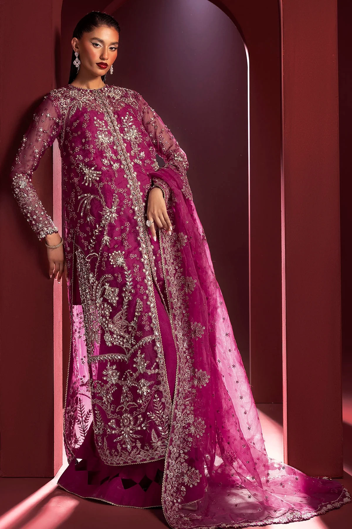 4937-HIRAETH EMBROIDERED ORGANZA