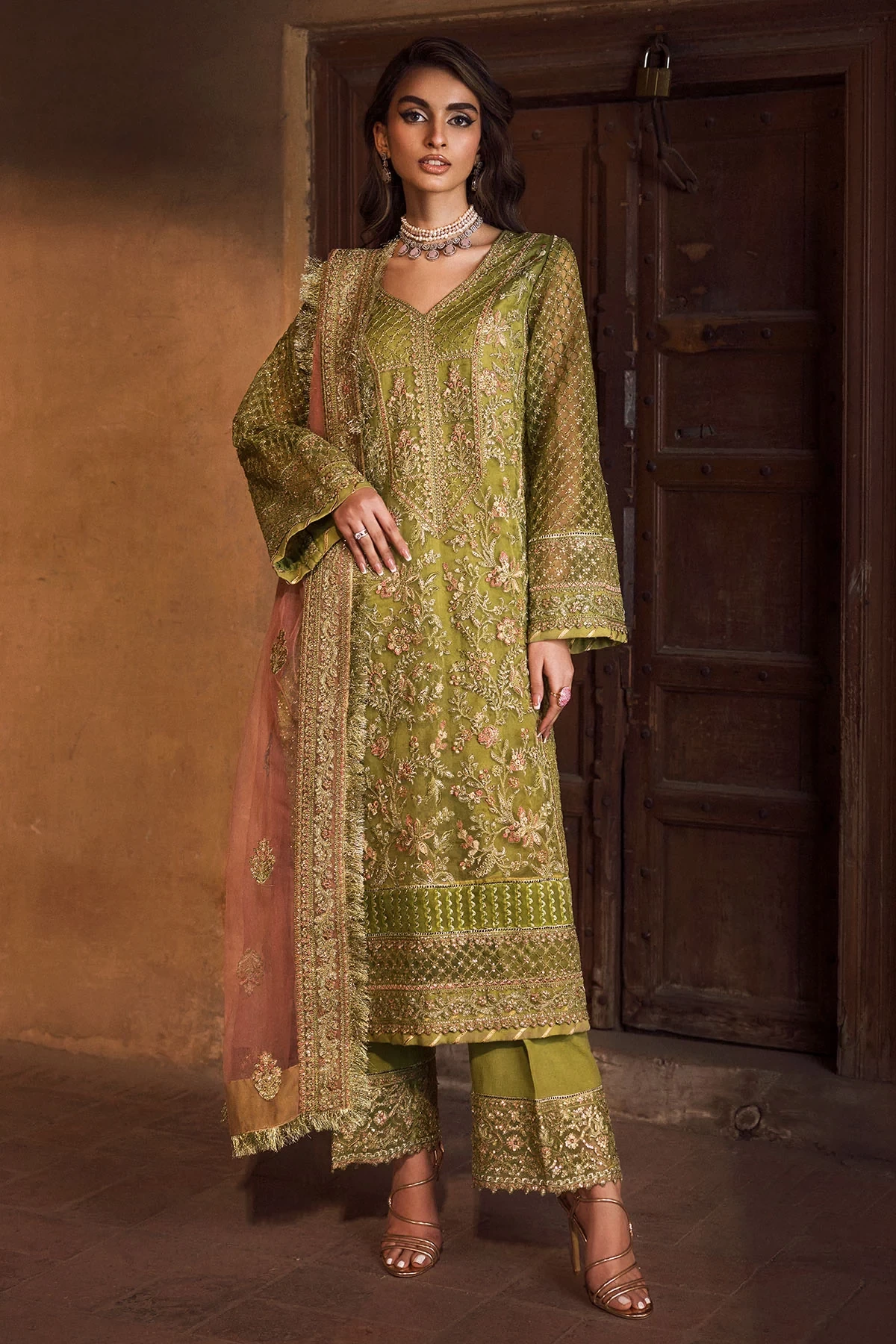 4125-BANO EMBROIDERED ORGANZA