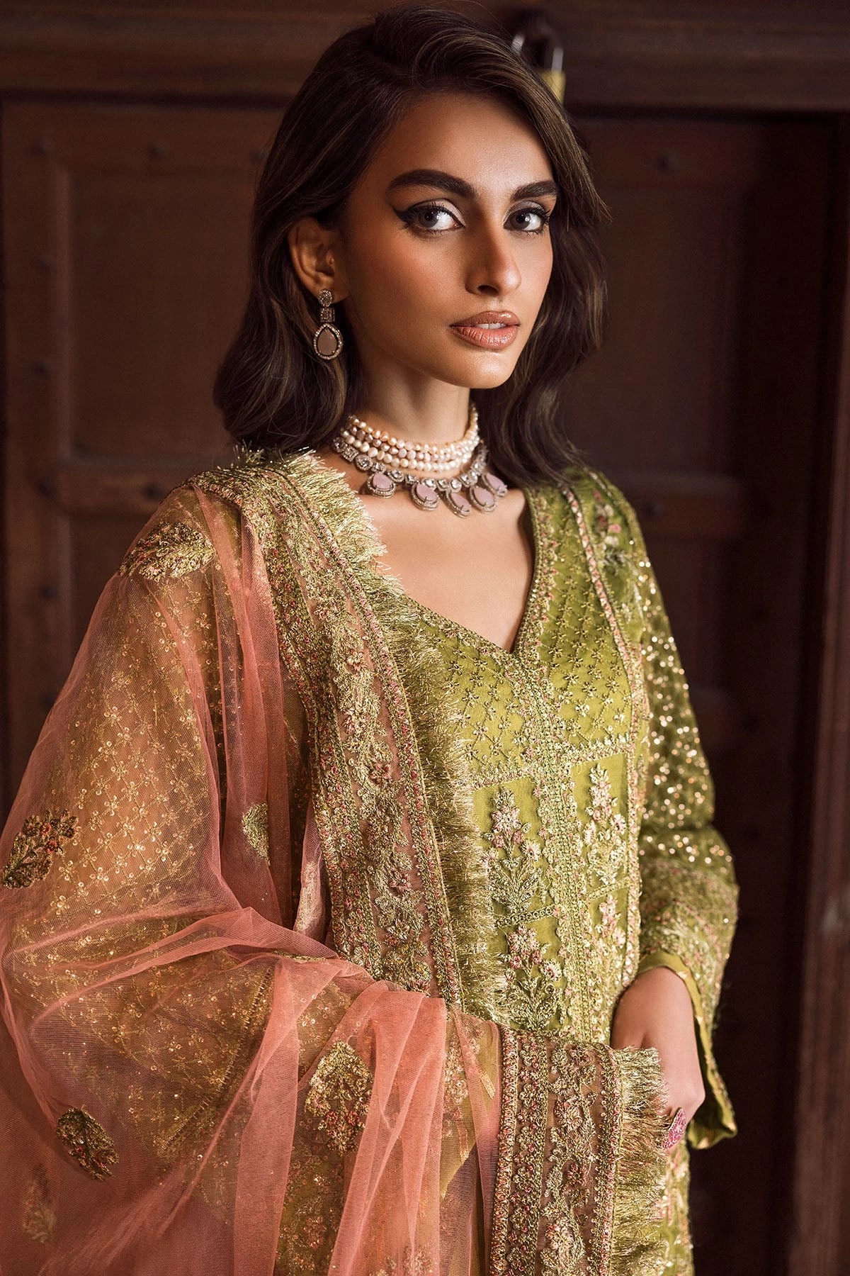 4125-BANO EMBROIDERED ORGANZA