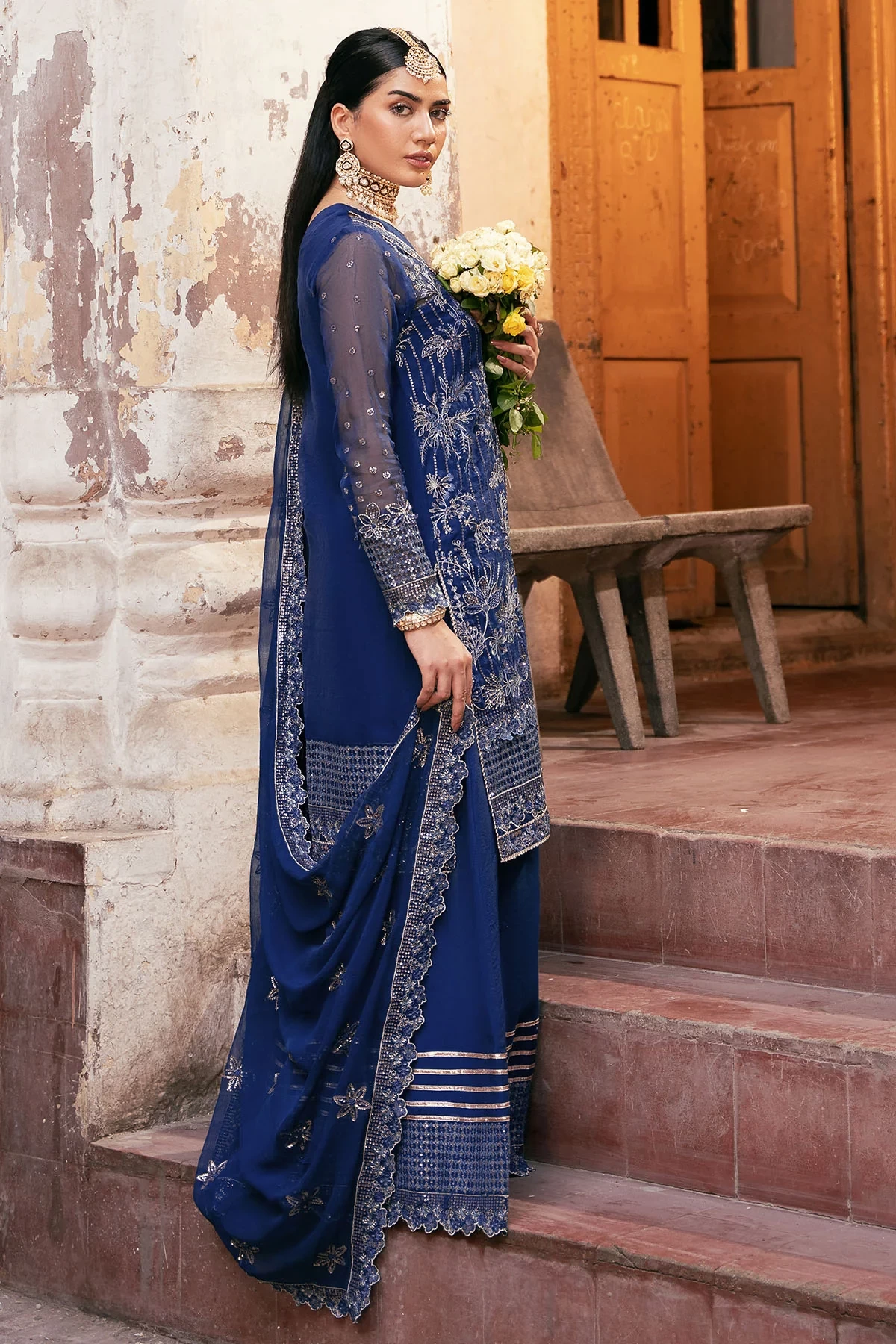 4813-JASMIN EMBROIDERED ORGANZA