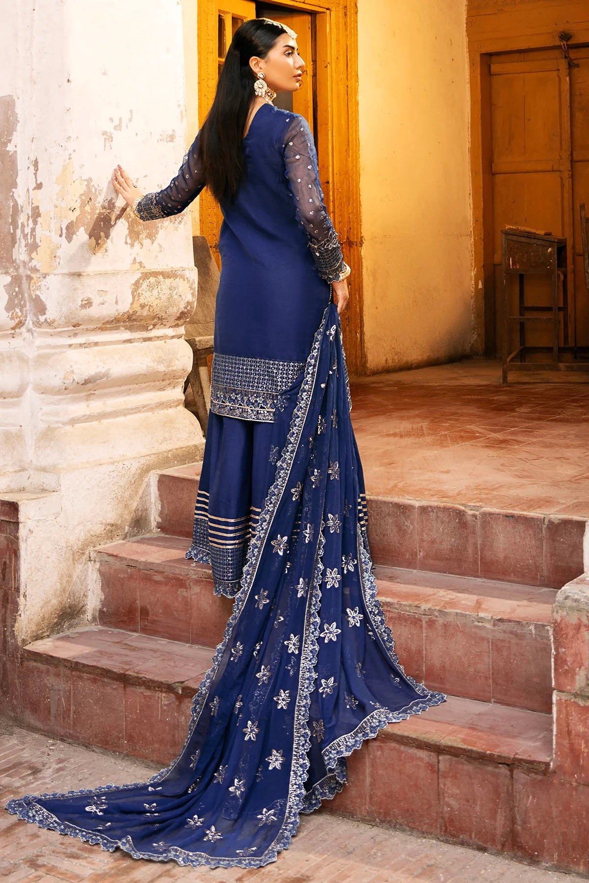4813-JASMIN EMBROIDERED ORGANZA