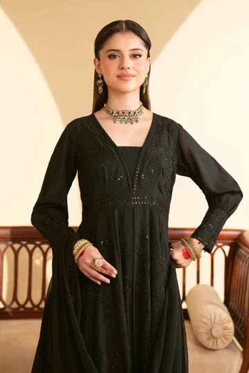 3 Piece - Embroidered Suit - 42519426