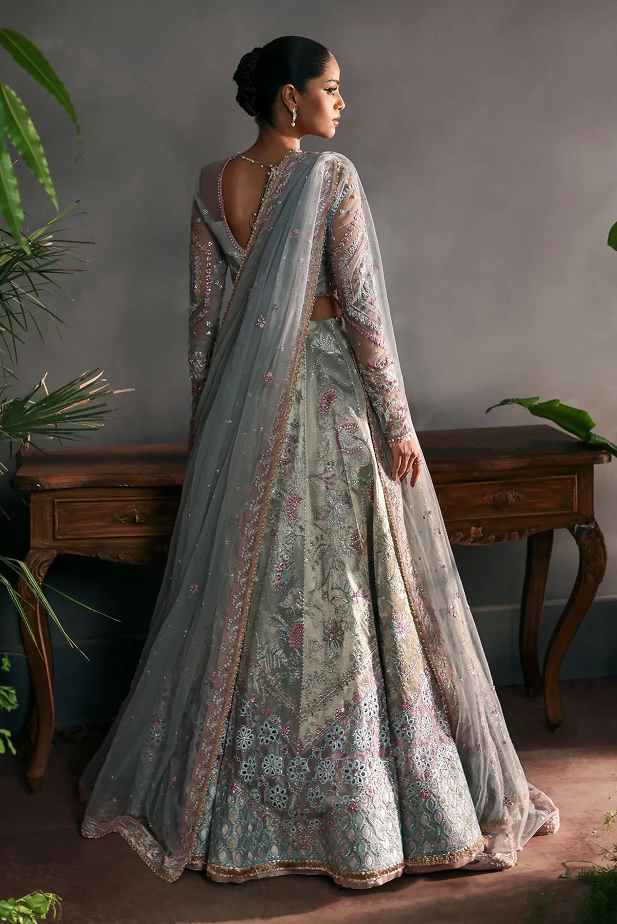 Elanora - 1038-Elanora -Lafuchsia '2025