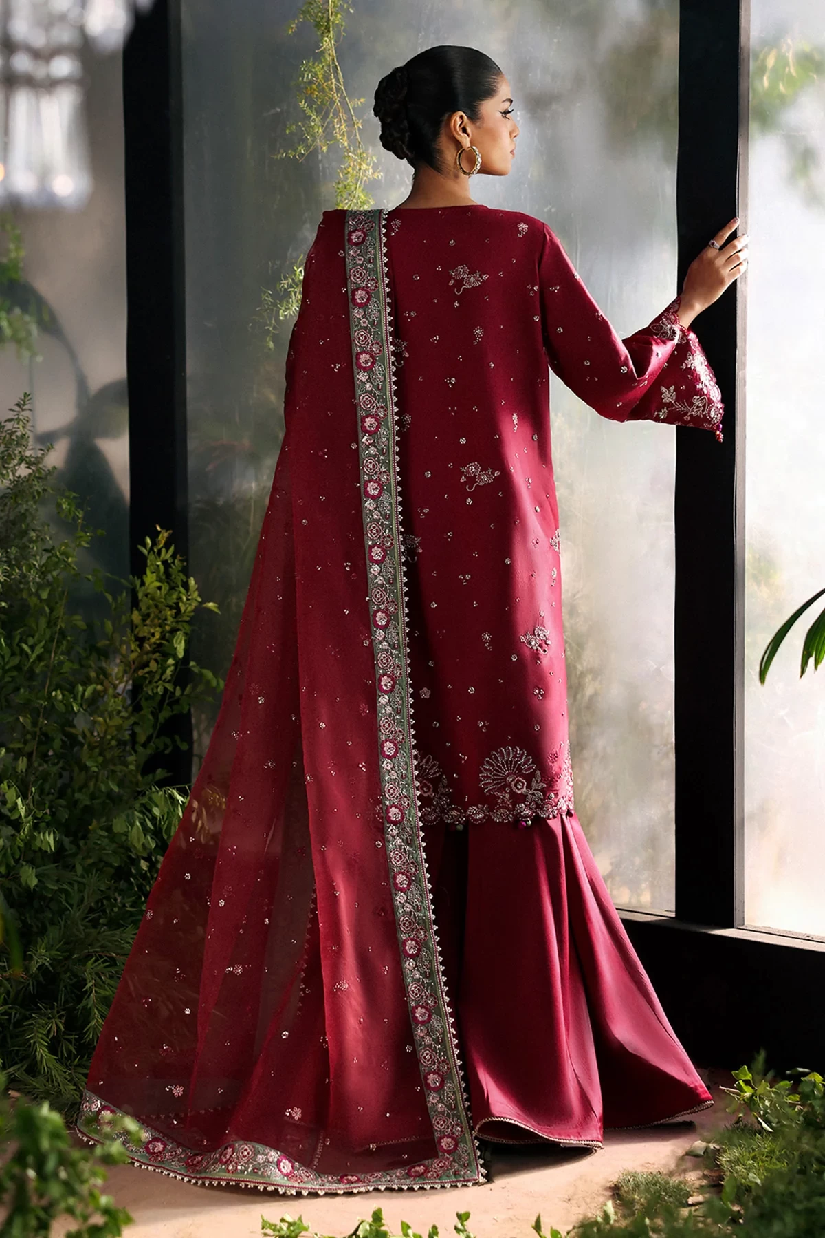 Yalira - 1039-Yalira-Lafuchsia '2025