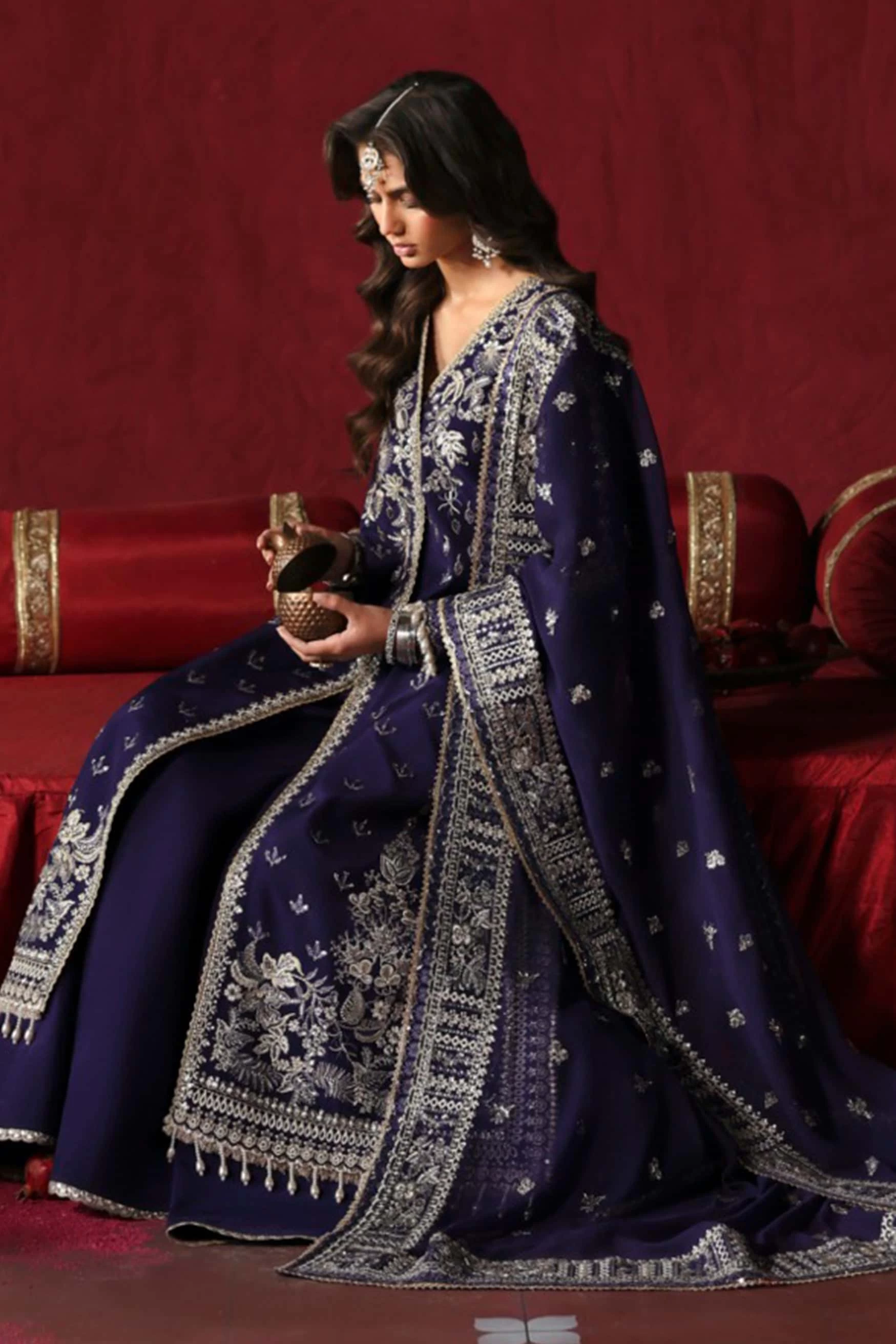 Kaneez -  851-Kaneez-DIVANI The Silk Edit. '24