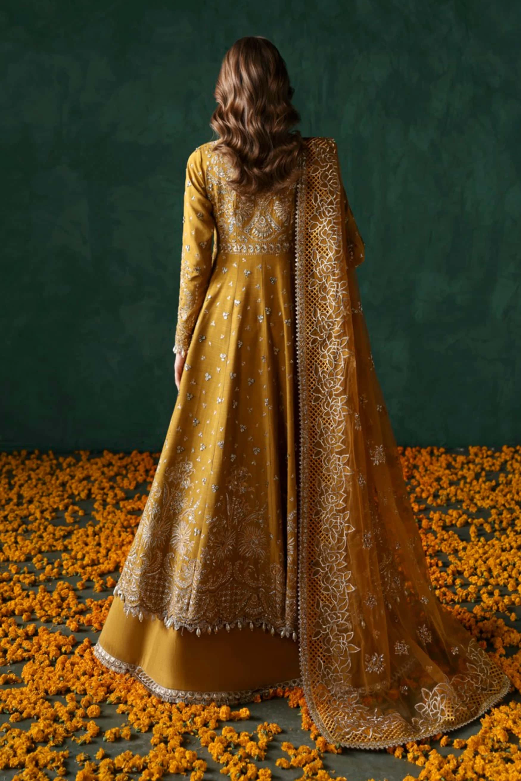 Jahanbano - 852-Jahanbano-DIVANI The Silk Edit. '24