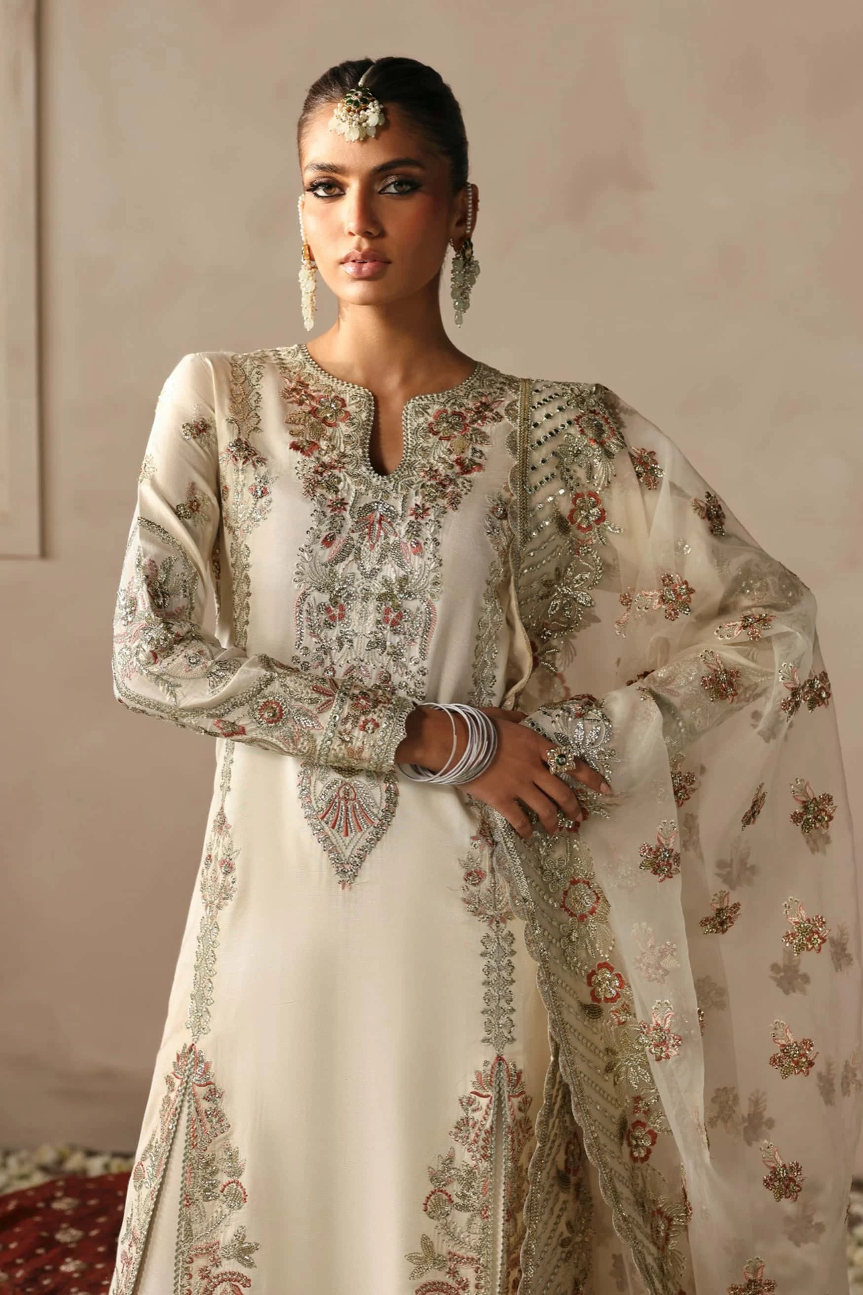 Arjumand - 857-Arjumand-DIVANI The Silk Edit. '24