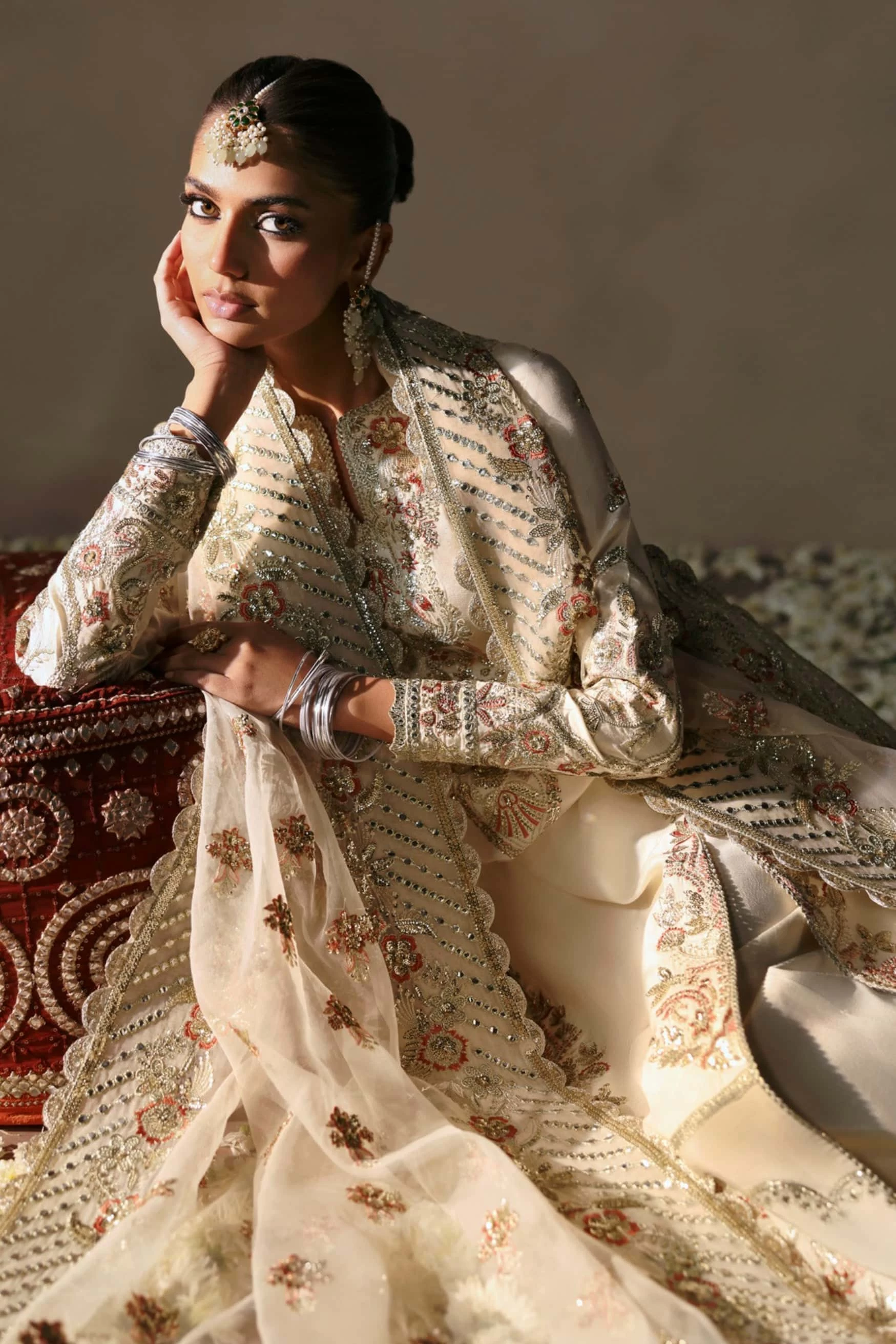 Arjumand - 857-Arjumand-DIVANI The Silk Edit. '24