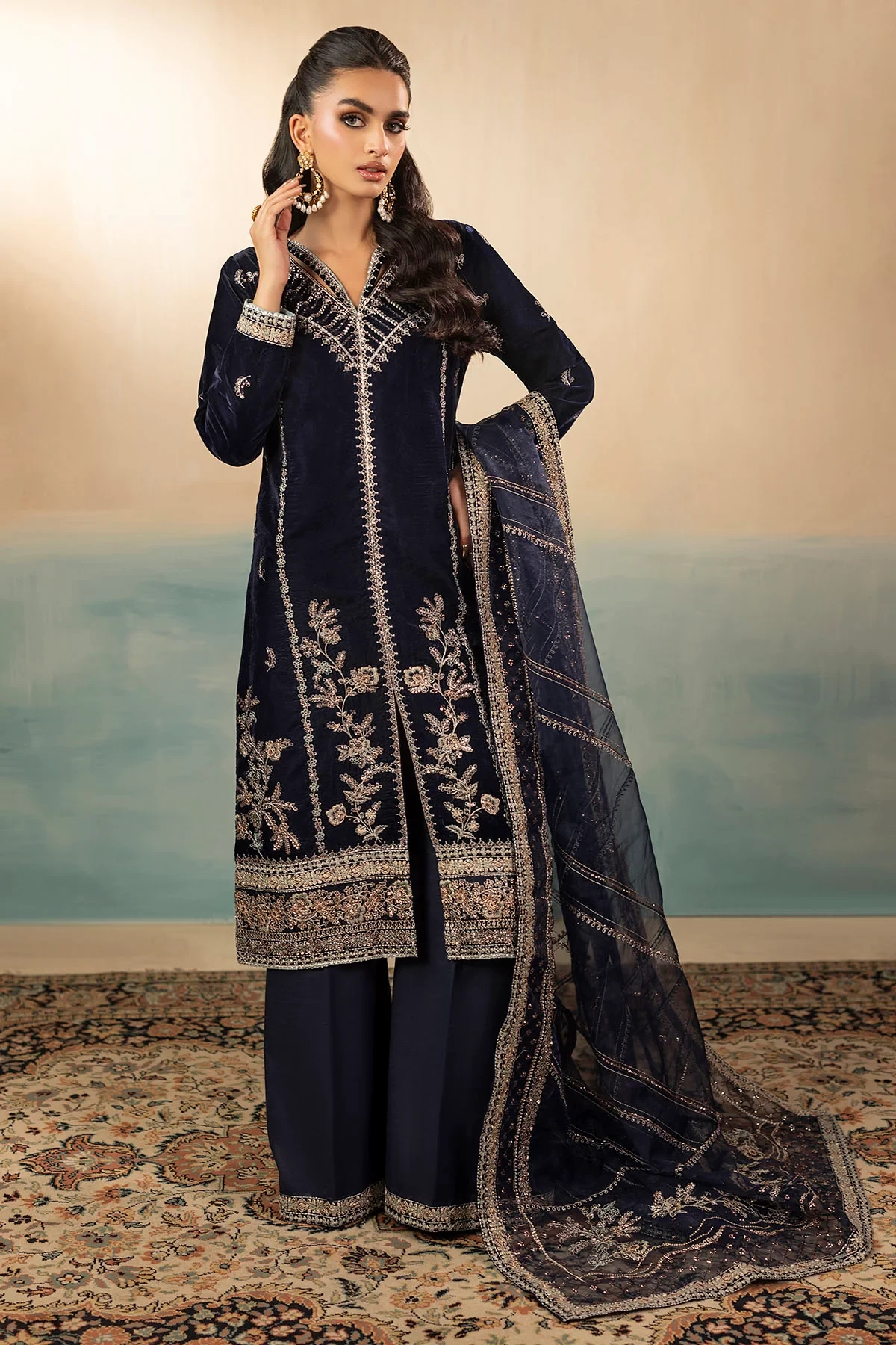 5675-WILLA EMBROIDERED VELVET - MWU05675-999-WILLA