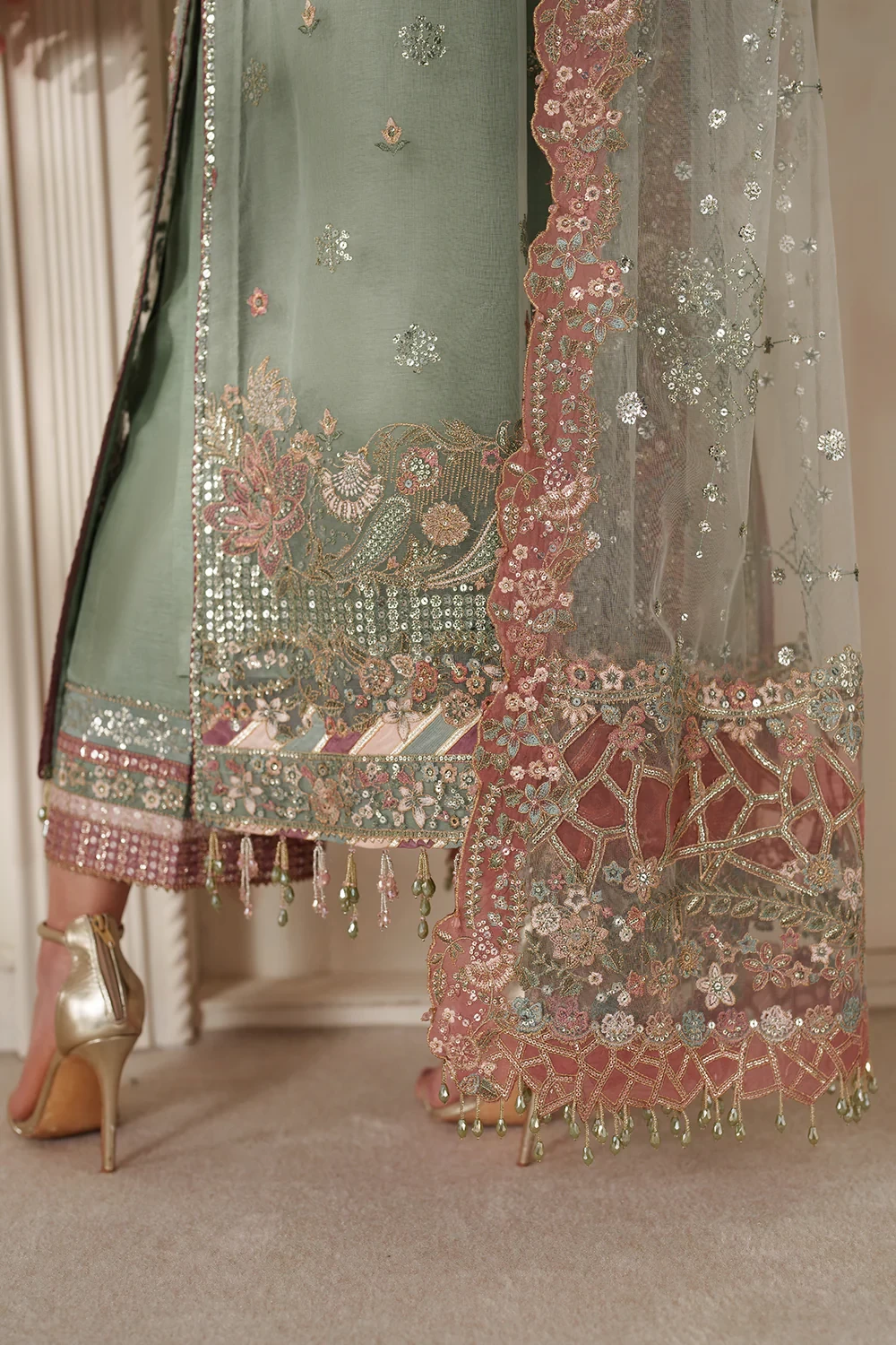 EMBROIDERED NET CH14-06  - CHV14D06