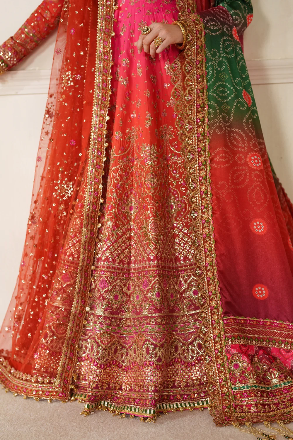 EMBROIDERED SILK CH14-03 - CHV14D03