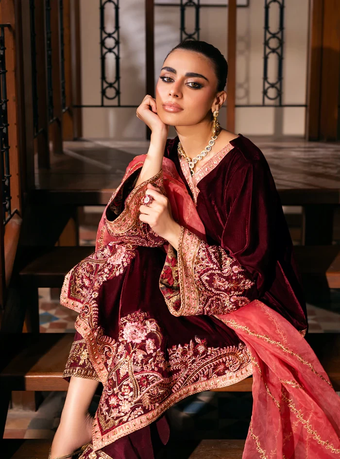 Aima -SKU / Design Code: AIMA-RED-UNS-ONE-SIZE