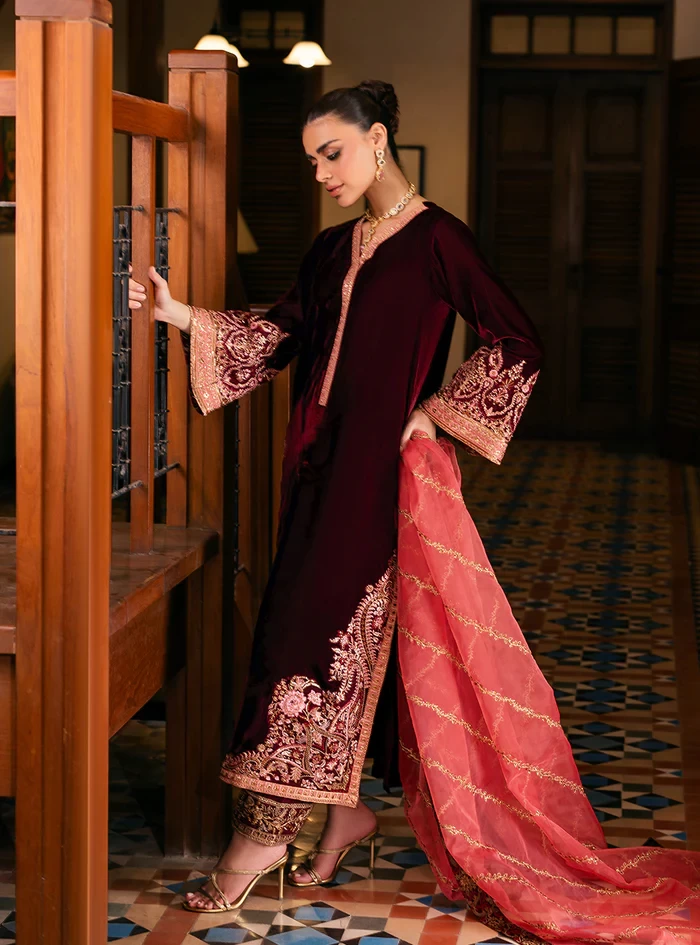 Aima -SKU / Design Code: AIMA-RED-UNS-ONE-SIZE