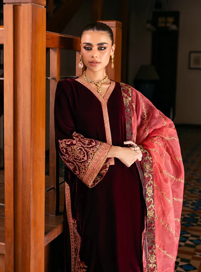Aima -SKU / Design Code: AIMA-RED-UNS-ONE-SIZE