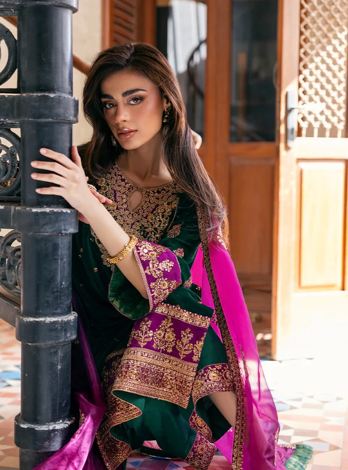 Esha -SKU / Design Code: ESHA-GREEN-UNS-ONE-SIZE