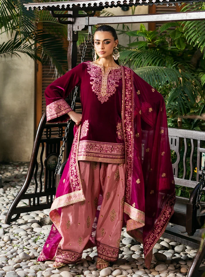 Rubi -SKU / Design Code: RUBI-MAROON-UNS-ONE-SIZE