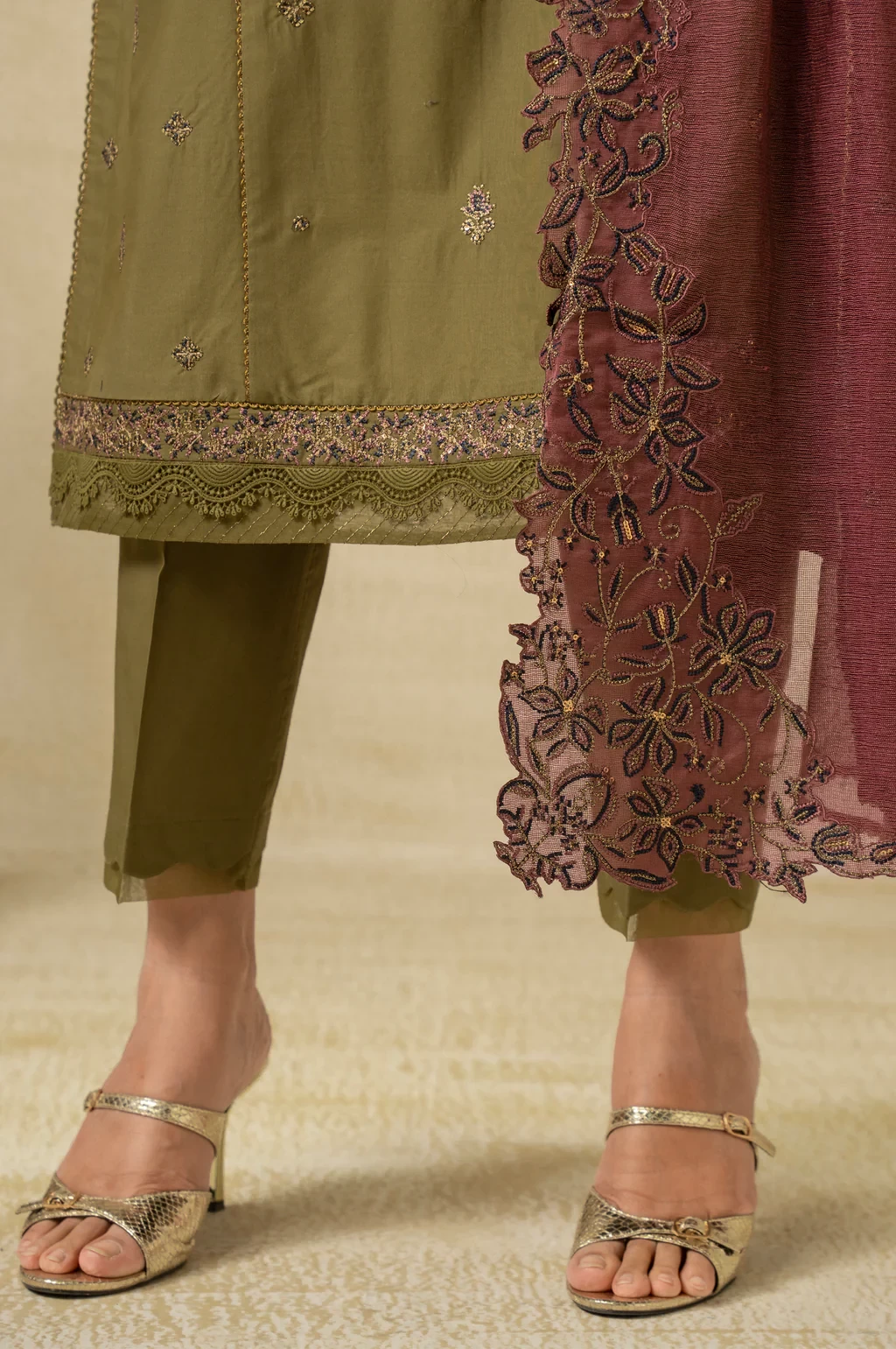 EMBROIDERED CAMBRIC 3 PIECE SUIT - WUM35225