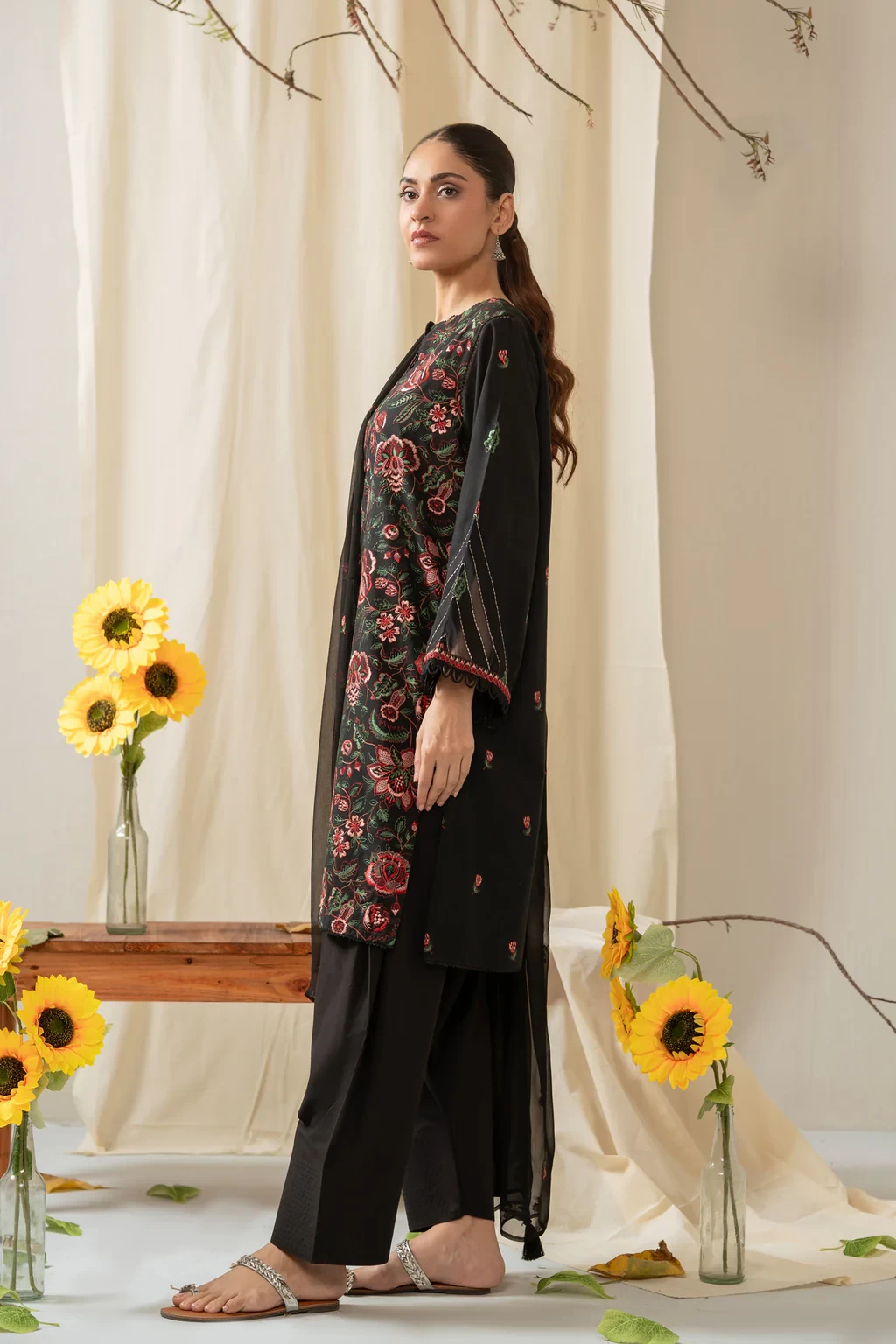 EMBROIDERED CAMBRIC 3 PIECE SUIT - WFM35652