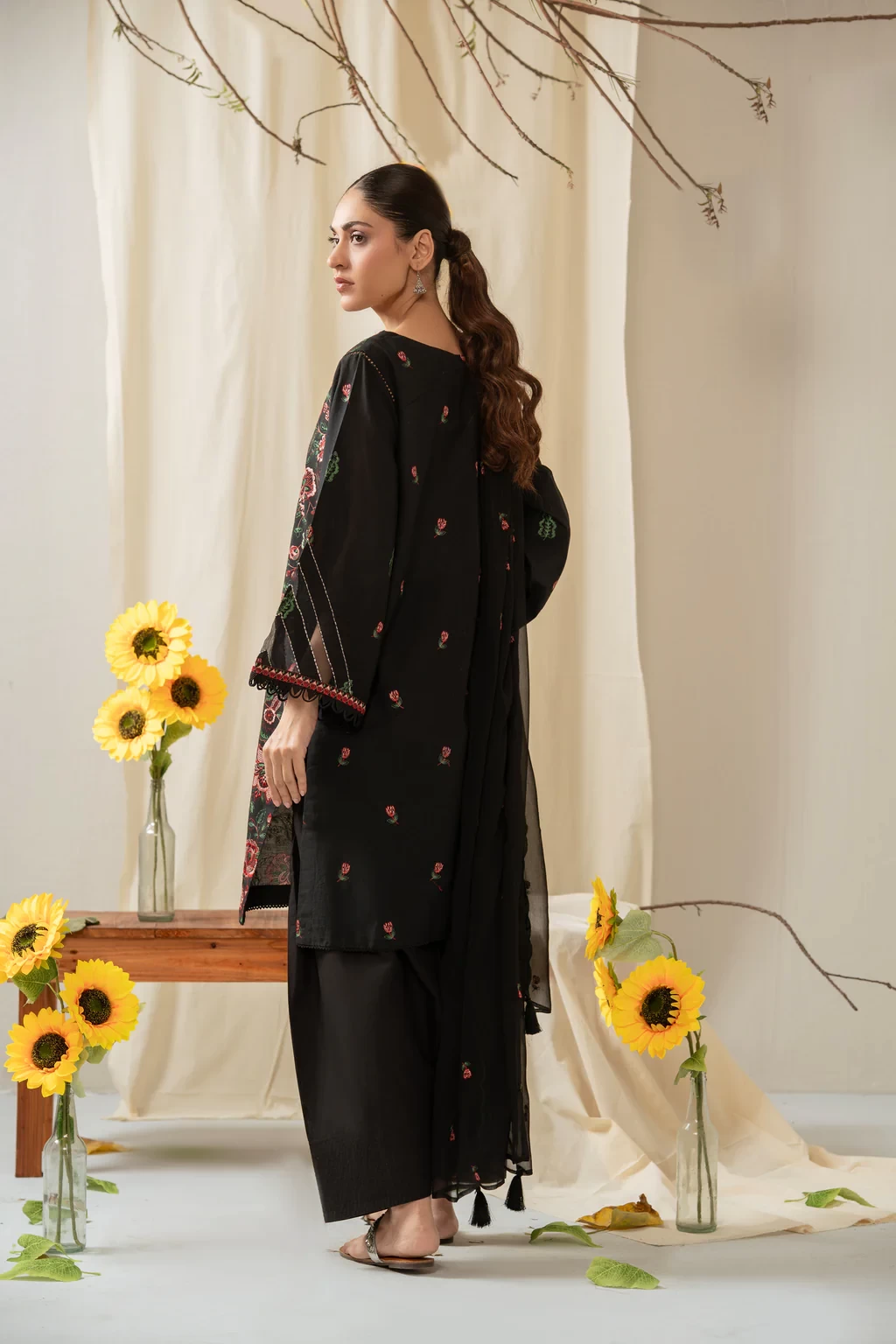 EMBROIDERED CAMBRIC 3 PIECE SUIT - WFM35652