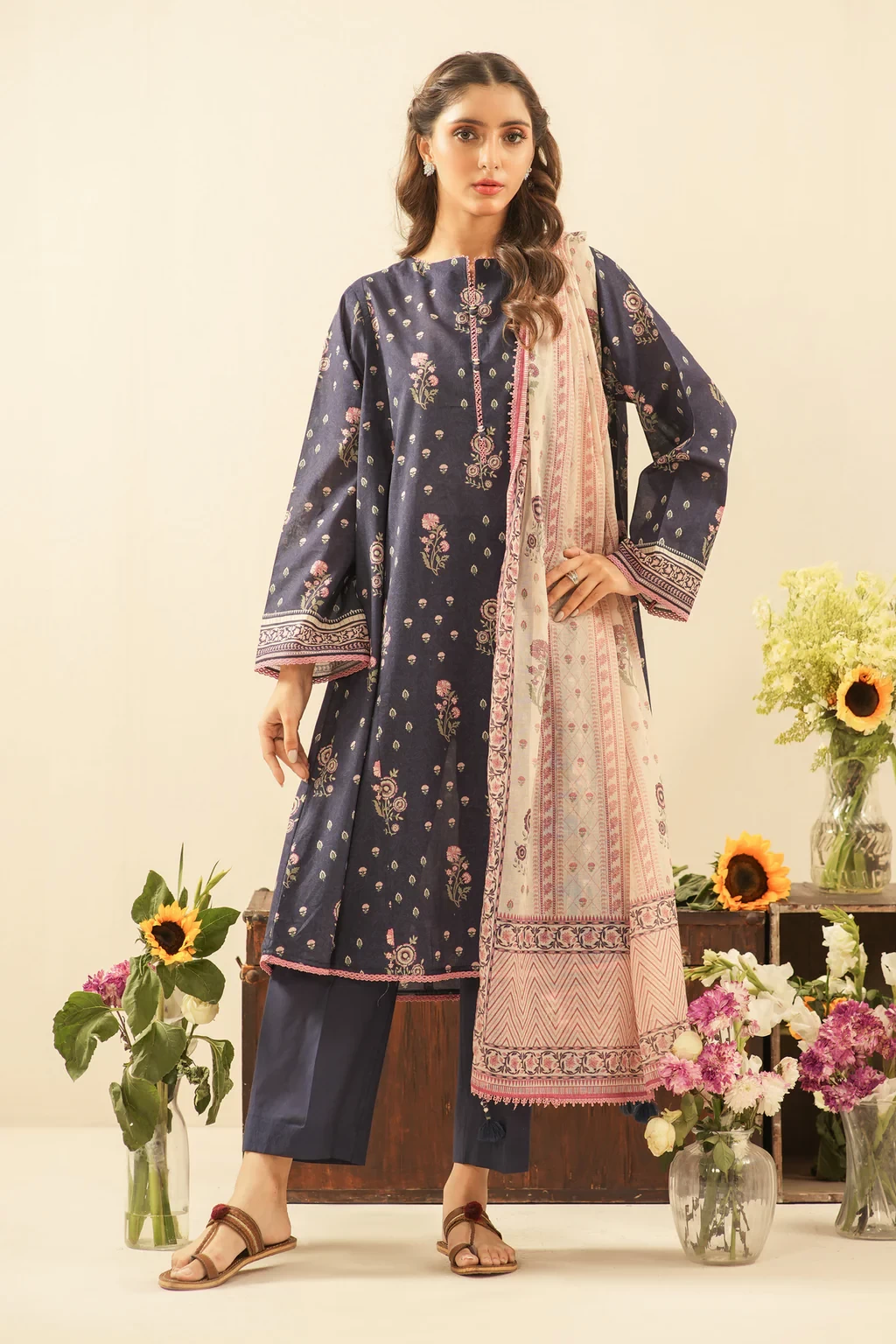 PRINTED LAWN 3 PIECE SUIT - WFM36117