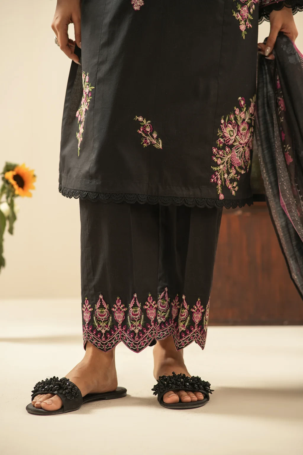 EMBROIDERED CAMBRIC 3 PIECE SUIT - WFM36299