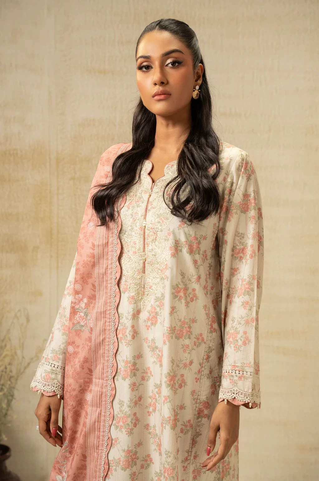 EMBROIDERED LAWN 3 PIECE SUIT - WFM35126