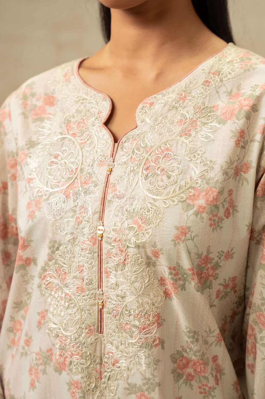 EMBROIDERED LAWN 3 PIECE SUIT - WFM35126