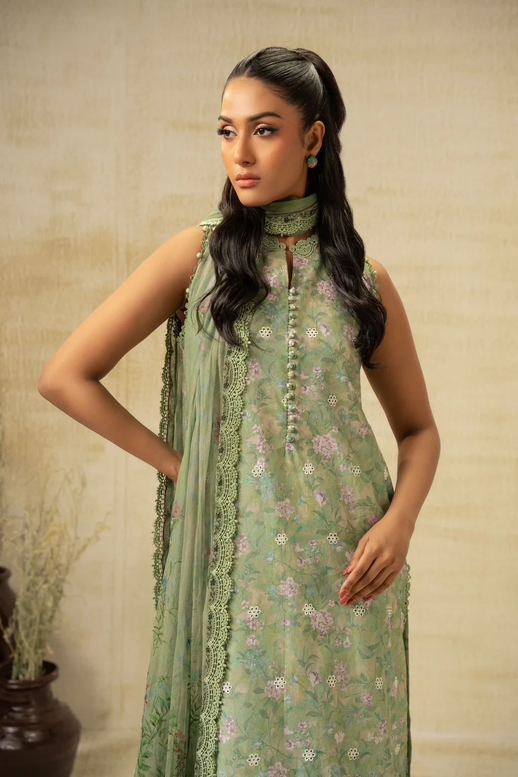 EMBROIDERED CHIKANKARI 3 PIECE SUIT - WFM35161
