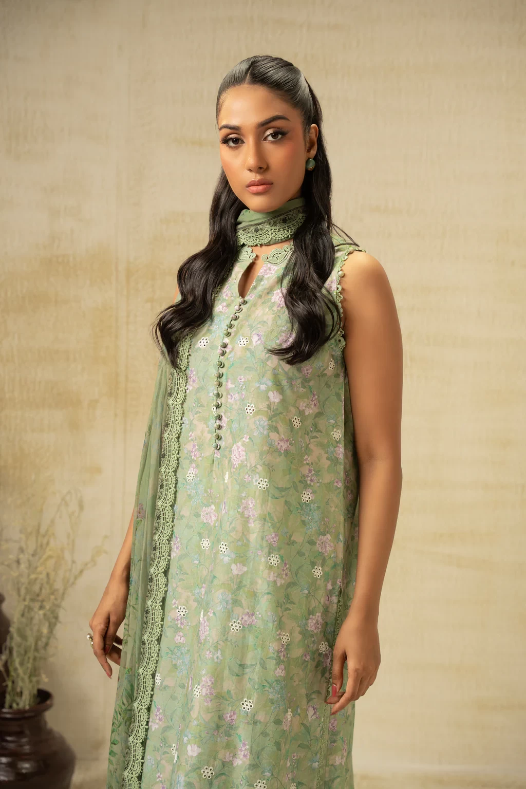 EMBROIDERED CHIKANKARI 3 PIECE SUIT - WFM35161