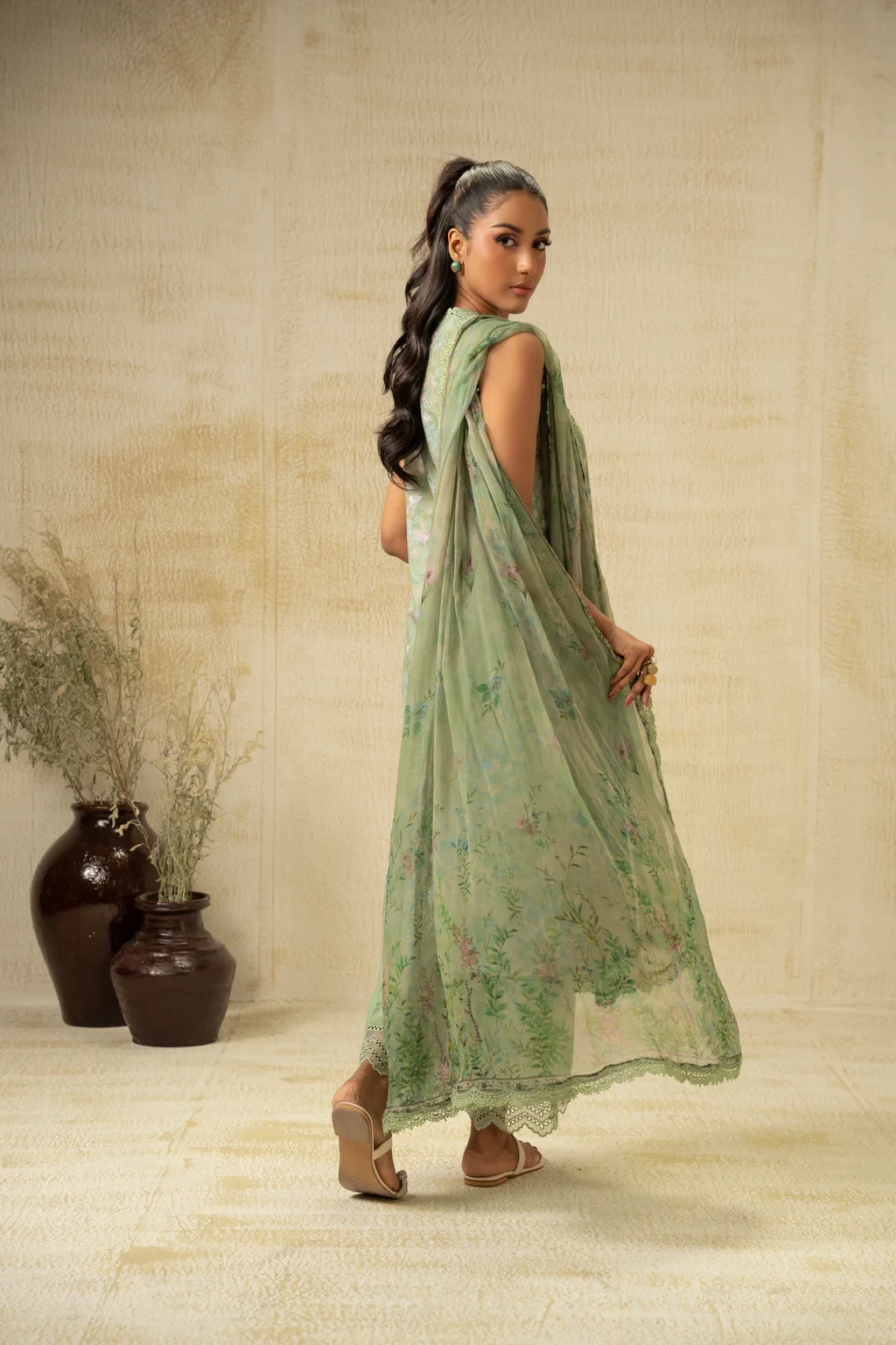 EMBROIDERED CHIKANKARI 3 PIECE SUIT - WFM35161