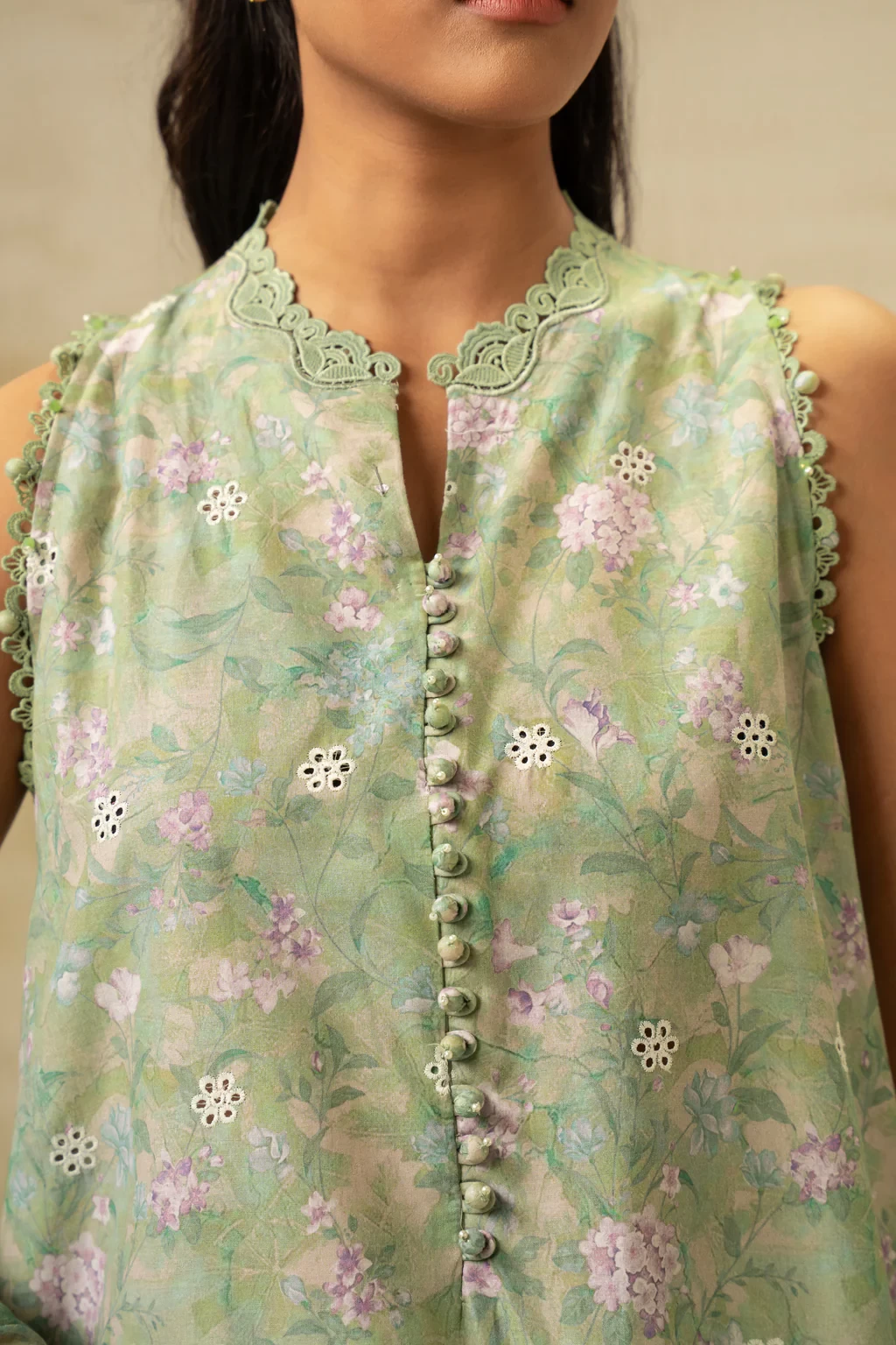 EMBROIDERED CHIKANKARI 3 PIECE SUIT - WFM35161