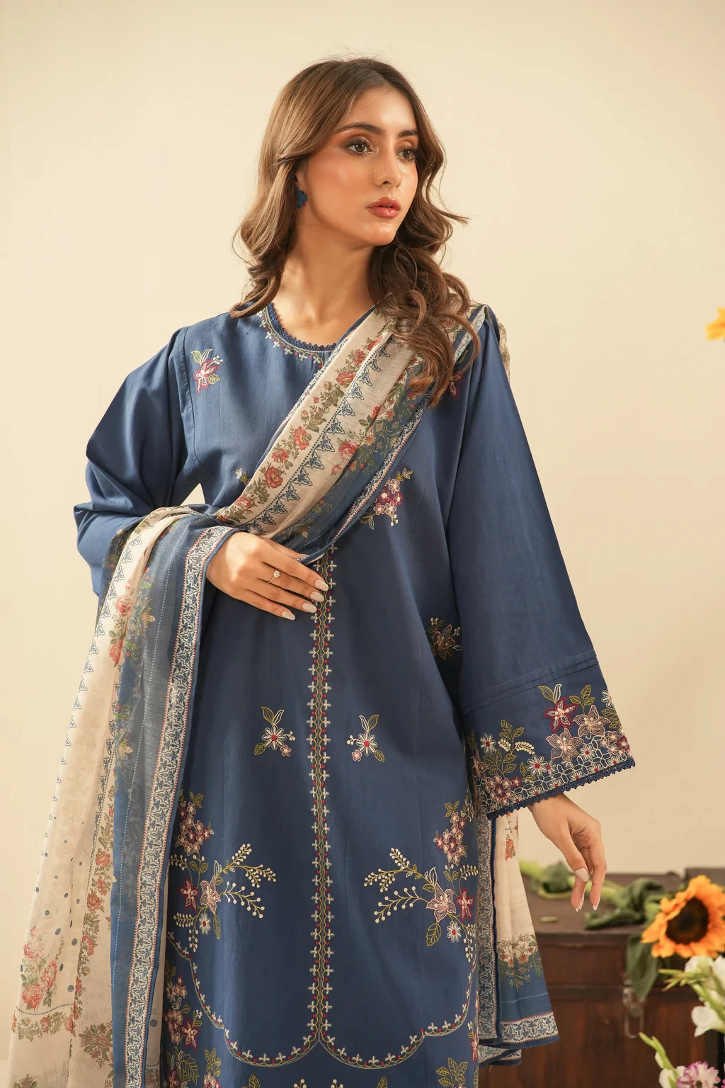 EMBROIDERED CAMBRIC 3 PIECE SUIT -  WFM36298